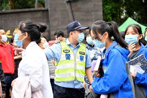 路堵？走错考场？上海警方出动6000余名警力，全力护考！