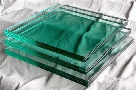新西兰BEN YOUNG玻璃雕塑作品层压透明浮法玻璃工艺品-格物者-工业设计源创意资讯平台_官网