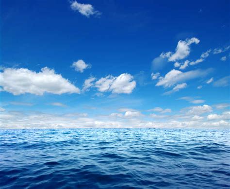 美丽大海图片-蓝天白云下的美丽大海素材-高清图片-摄影照片-寻图免费打包下载