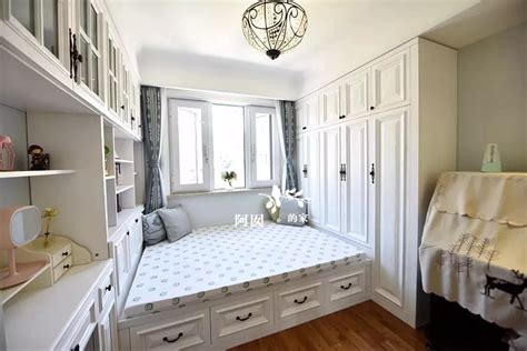 小卧室巧妙设计更加实用大方，附小卧室衣柜摆放方法