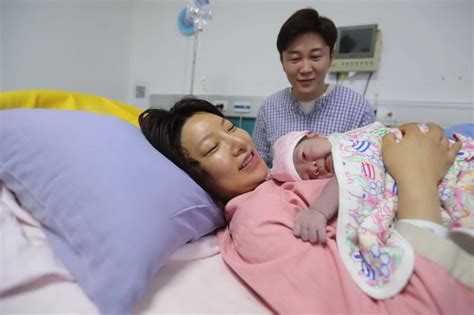 北京妇产医院新年宝宝凌晨出世 宝妈：“这是最好的新年礼物” | 北晚新视觉