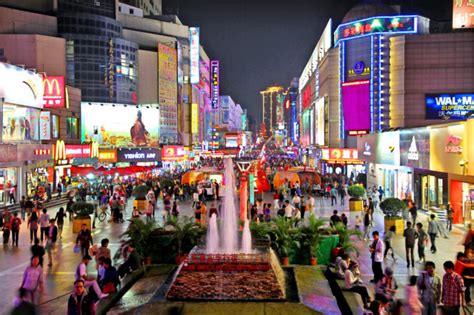 中国最繁华的5条商业街 广州竟然占了两！_搜铺新闻