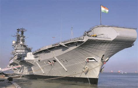 印度“维克兰特”号航空母舰进行首次系泊试验_手机新浪网