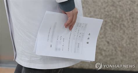 韩国医生集体辞职反对扩招，仅首尔已逾千人|医生|医院|韩国_新浪新闻