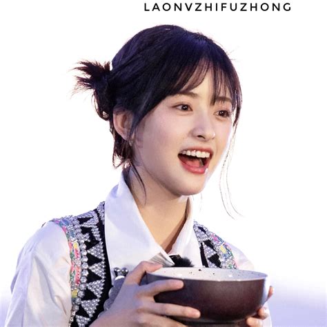 沈月图片