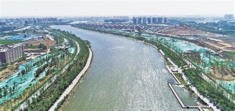 郑州贾鲁湖公园湖水碧绿、树木葱郁-大河网