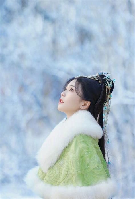 白鹿古风头像女生版图片