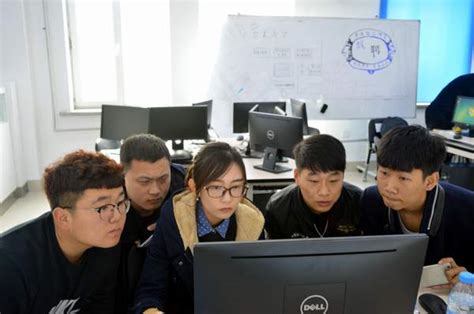 首届大庆市大学生创业模拟经营大赛在校举行