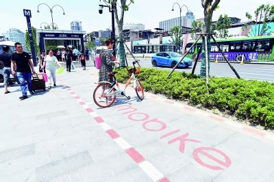 武汉11个地铁站试点共享单车停车线 乱停放现象得到改善_长江云