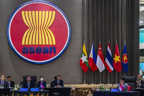 东盟外长会议就重启缅甸和平进程开展讨论_手机新浪网