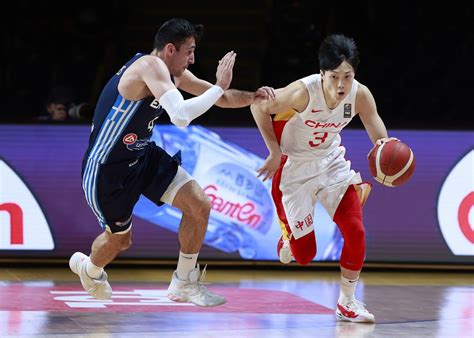 奥运落选赛中国男篮负加拿大，唯有击败希腊队才能延续希望