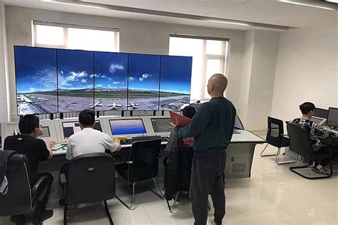 珠海空管站管制运行部顺利保障 “五一”假期小高峰-中国民航网