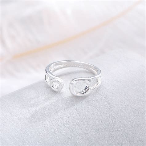 unicef纪念戒指是纯银的吗 unicef纪念戒指是什么 - 手工客