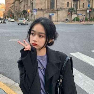 温柔女生头像真人丧