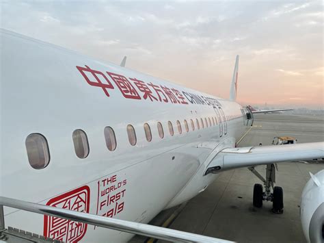 拍客直击丨国产大飞机C919首次飞抵成都_四川在线