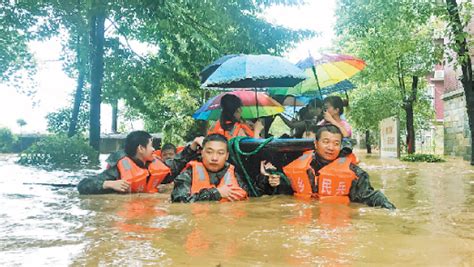 黑龙江省受灾地区抗洪抢险组织有序__凤凰网