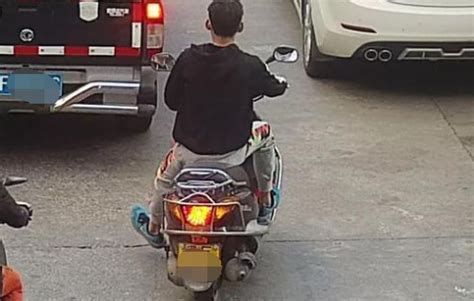 未戴头盔驾驶摩托车被撞是否是自己负责？ - 知乎