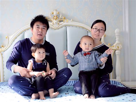 龙凤胎的一天——如果条件允许，一定要生一双儿女_刘燕子家庭摄影-站酷ZCOOL