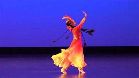 《日月》北京舞蹈学院中国民族民间舞系2012级教学试验演出 - Powered by Discuz!