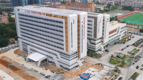 投入9600万元 阳西总医院妇女儿童医院综合住院大楼启用 -阳西县人民政府网站