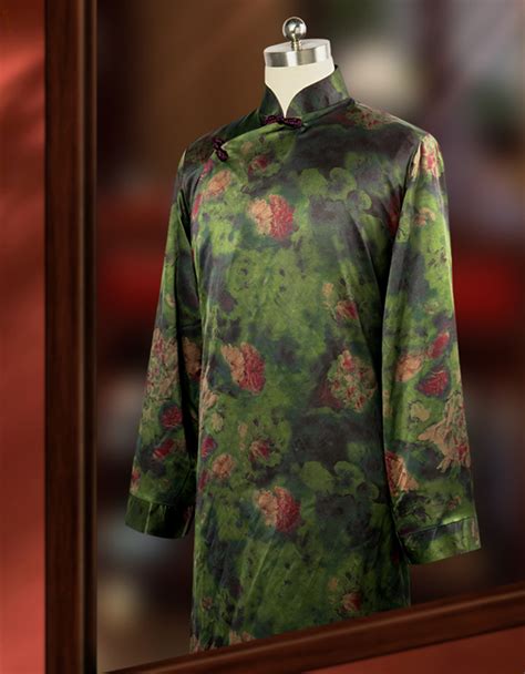郑州00后网上卖寿衣：寿衣是生命最后的体面 | 布达拉宫