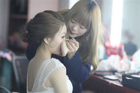 新娘化妆一般多少钱 如何选择跟妆师 - 中国婚博会官网