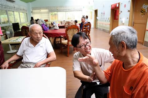 台湾人口老龄化日益严重，去年60岁以上就业人口超过百万