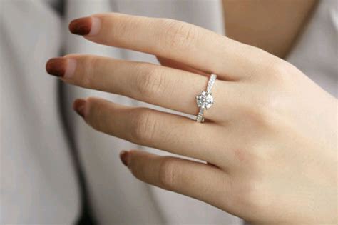 戒子带在手上的含义 五指戴戒指的意思 - 中国婚博会官网