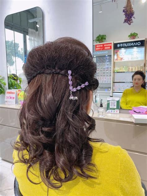 熊黛林妈妈发型图片