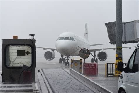 北京首都机场受天气影响百余架次航班取消 - 民用航空网