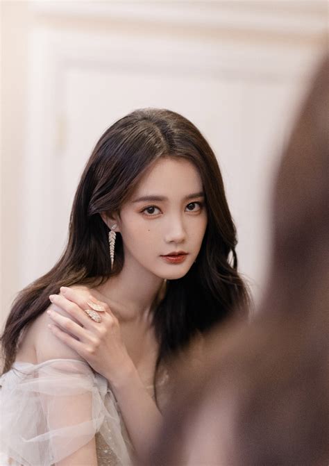 李一桐头像甜美女生图片
