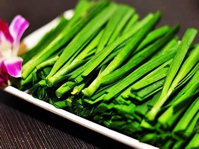 春天吃韭菜，记住不要只用水洗，学会一招，不怕有农要残留放心吃-中国健康