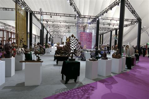 第21届淄博国际陶瓷博览会开幕 国内外陶瓷精品齐亮相