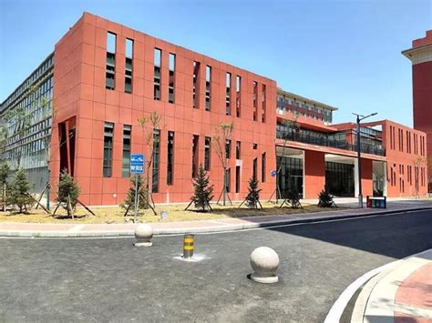 内蒙古大学创业学院和林格尔新区校区开工建设