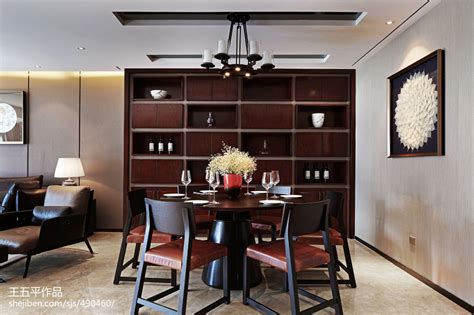 现代中式简约风格餐厅棕色实木酒柜-房天下装修效果图