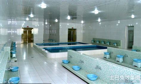 隔墙的魅力，保留日本传统洗浴文化的浴室改造-公共空间|浴室-专筑网