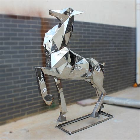 长颈鹿不锈钢雕塑 不锈钢长颈鹿雕塑 金属不锈钢长颈鹿动物雕塑厂家 - 产品网