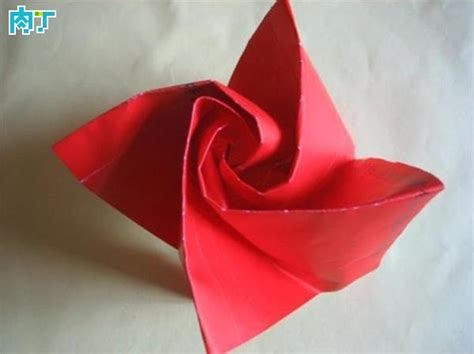 手工折纸大全三分钟折出一朵玫瑰花非折纸步骤图解(2)（正方形折纸大全视频） - 有点网 - 好手艺