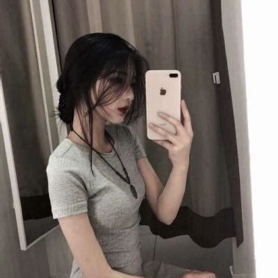 真人女生头像温柔挡全脸