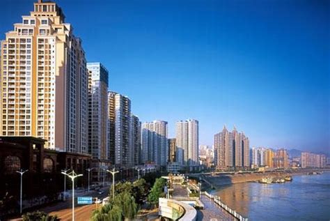重庆,巴滨路,长江,货船,城镇风貌,建筑摄影,摄影素材,汇图网www.huitu.com