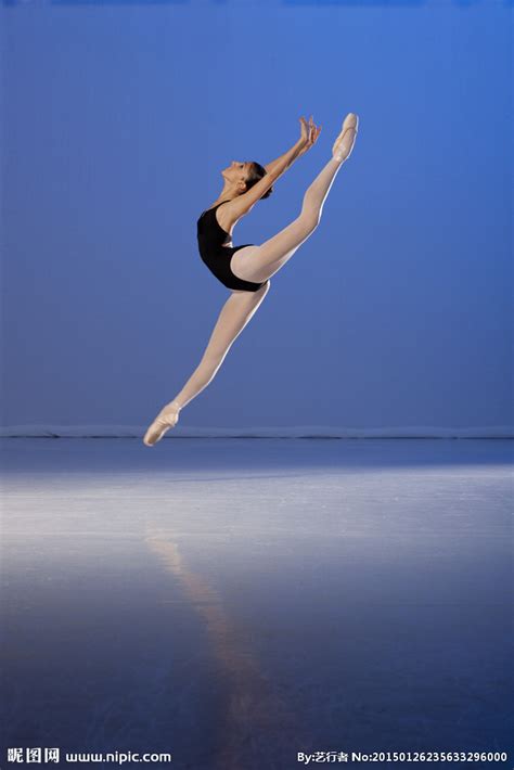 芭蕾舞者摄影师记录芭蕾舞者下了舞台后的世界 - malt