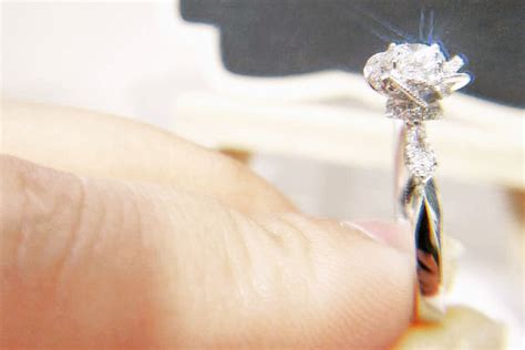 河南功劳最大！中国年培育300万克拉钻石，买钻石真是智商税吗？|克拉|钻石|地球_新浪新闻