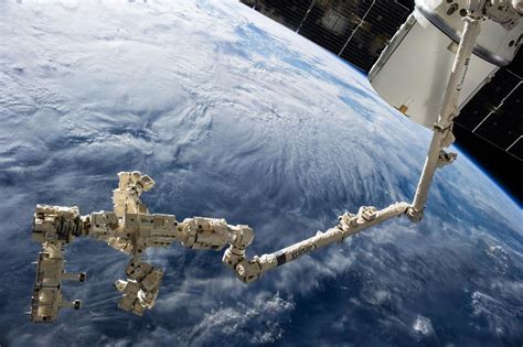 “太空经济”到来？或许到2024年，国际空间站也是私有的了...|国际空间站|空间站|私有化_新浪科技_新浪网