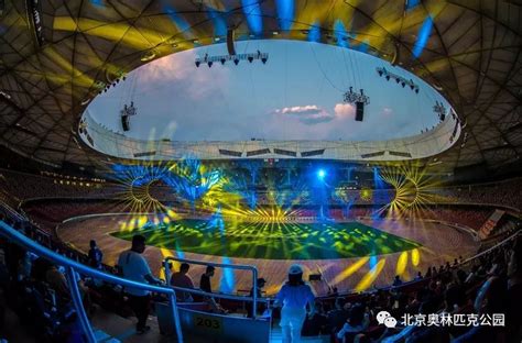 2018年《造梦·鸟巢》大型光影秀-舞台演出项目-广州市锦弘舞台灯光设备有限公司