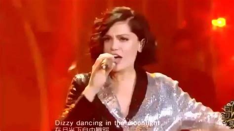 我是歌手：结石姐Jessie J神级演唱《Domino》高音直接秒杀全场