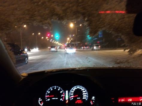 熊黛林哈尔滨下雪图片