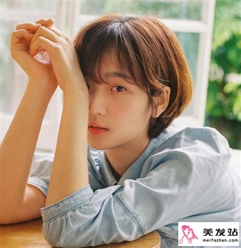 发型温柔清凉头像女生