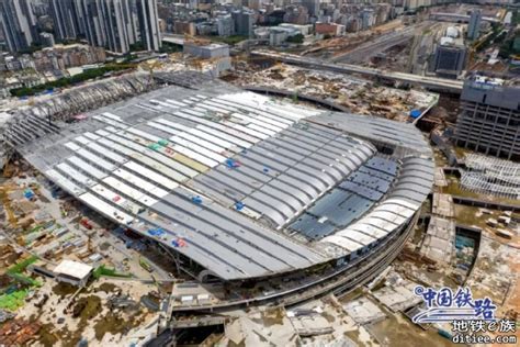 新建广州白云站全面封顶 将于今年底全面竣工