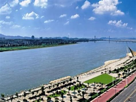 打造广州南中轴最美江岸线 沥滘旧改城市设计国际竞赛进行中__凤凰网