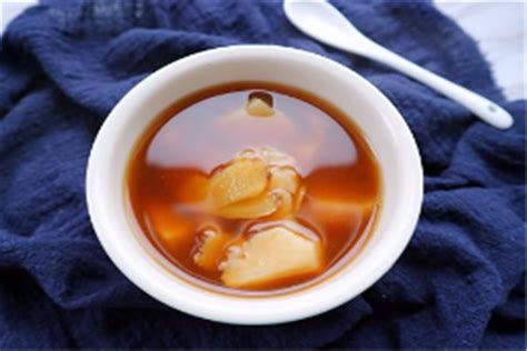 红糖姜水的功效与作用 也叫姜汤是民间广为流传的一种